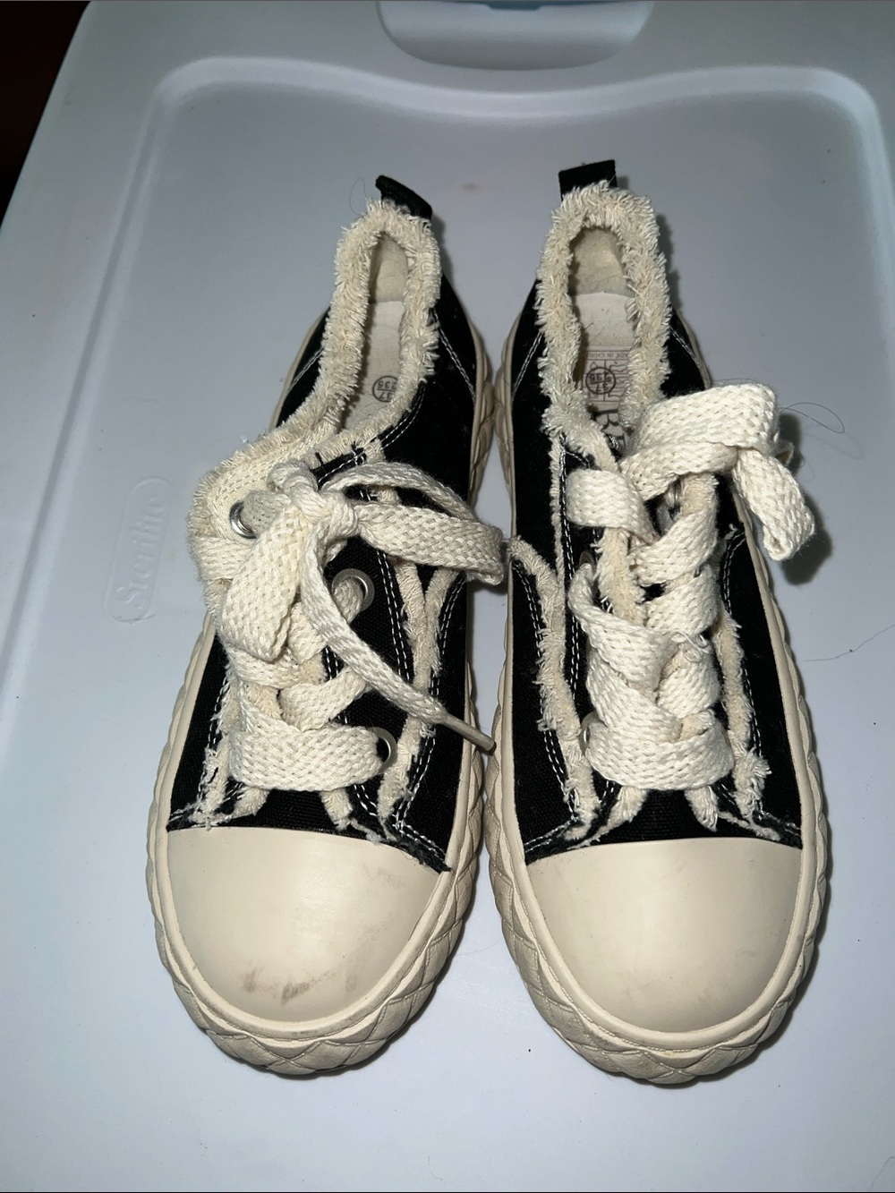 Black Canvas Lace-Up Sneakers with Cream Accents